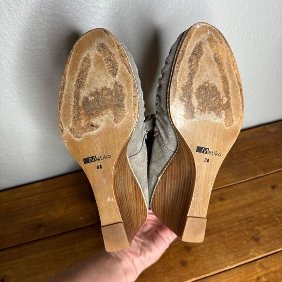 Anthropologie Matiko taupe suede leather tie wedge boots size 38 - Picture 7 of 11